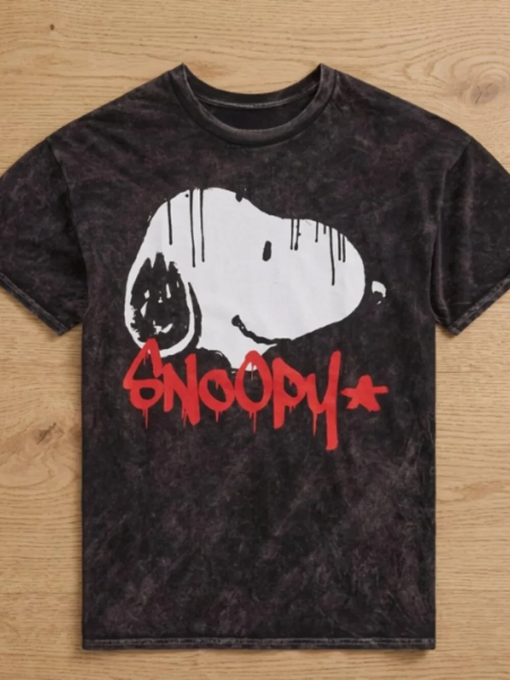 Unisex Snoopy Graphic T-Shirt